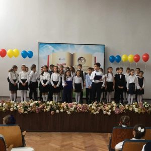 S-au împlinit 14 ani de la atribuirea numelui Marelui poet Grigore Vieru Școlii primare nr. 83